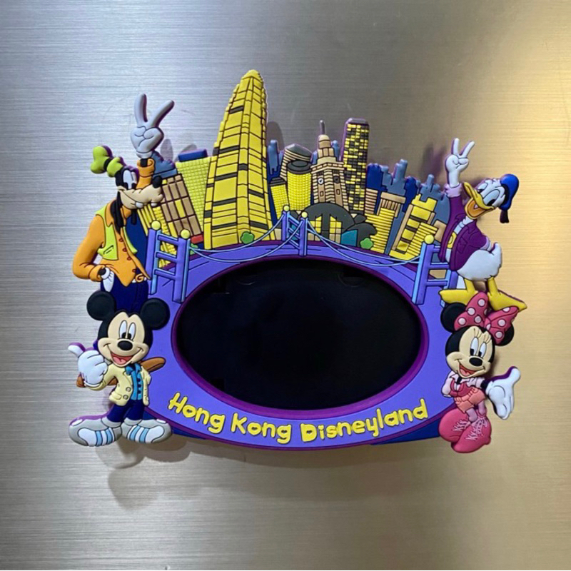 tempelan kulkas/magnet hongkong disneyland