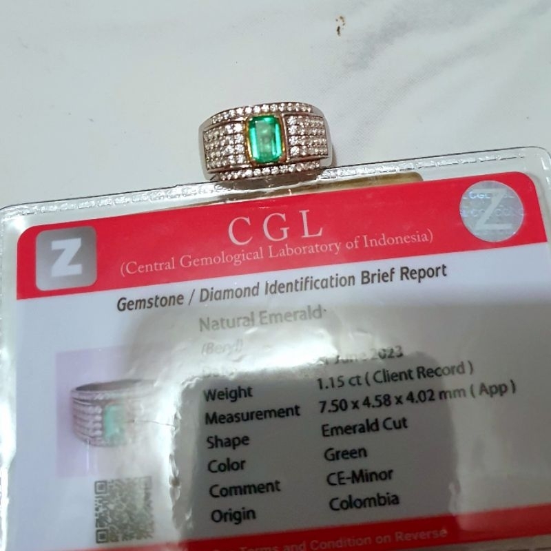 Zamrud Emerald Beryl Green Minor Colombia HQ memo cgl