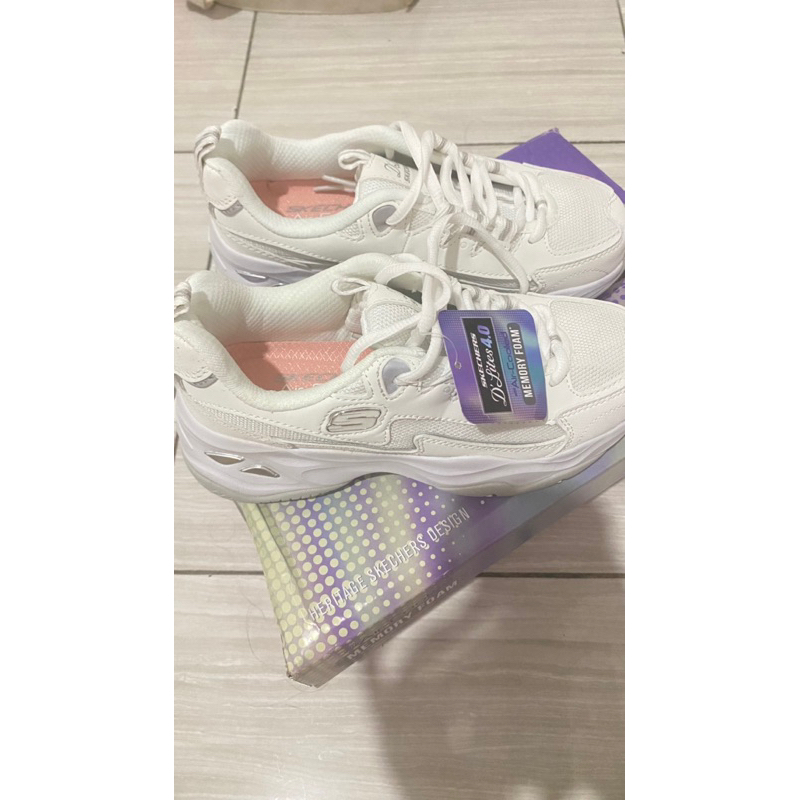 NEW Skechers d'lites made in china