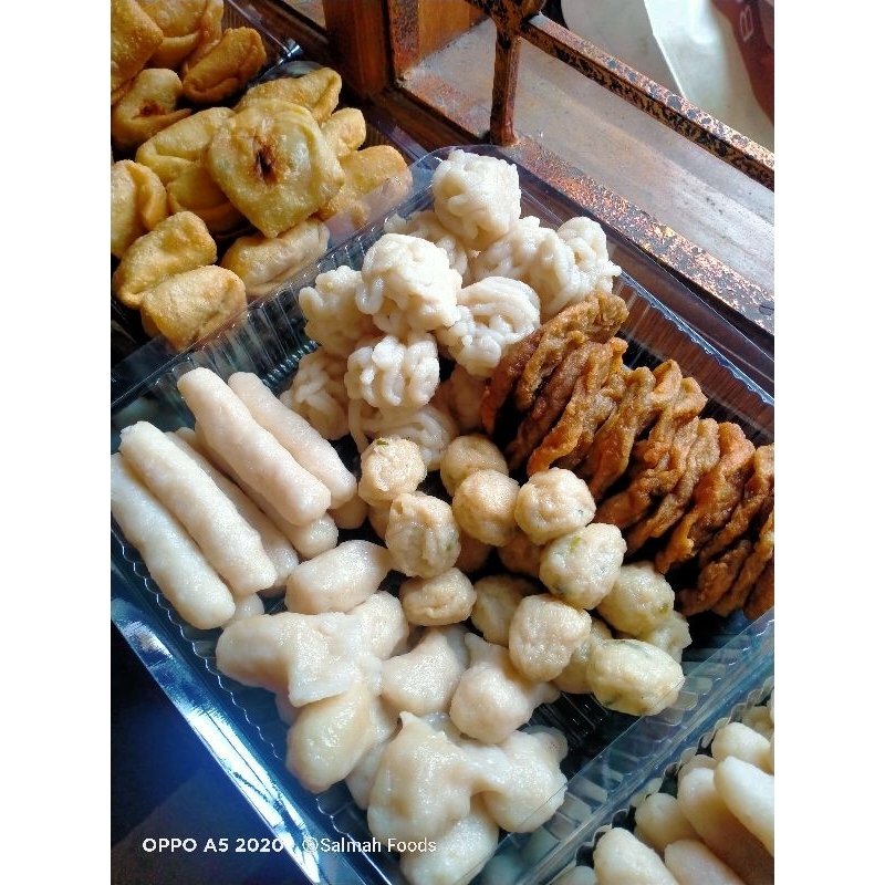 

Pempek Paket Family