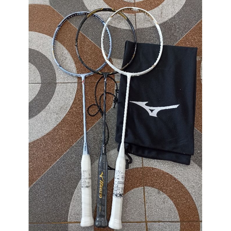 raket badminton mizuno japan