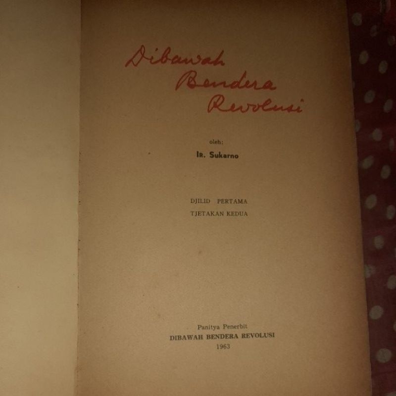 

Buku dibawah Bendera Revolusi jilid 1 cetakan kedua