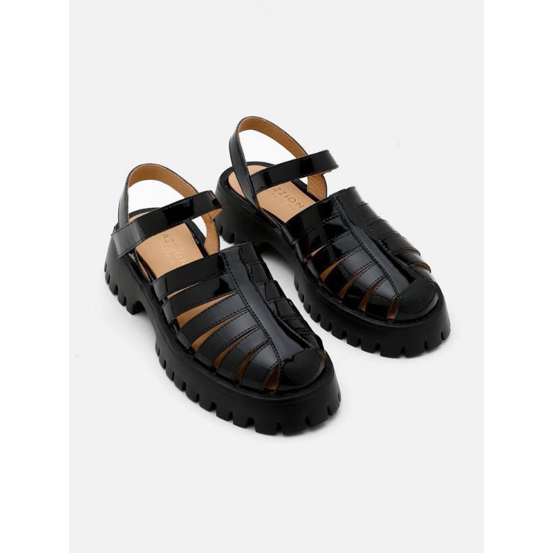 Pazzion Cage strap sandal size 39