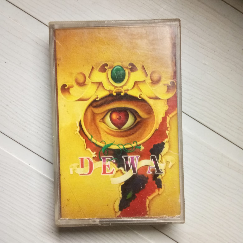Kaset dewa - Cintailah Cinta