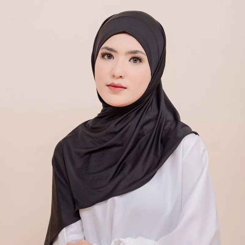 Hijab Wanita Mara Segiempat Instan Tali Bahan Jersey Premium Hijab Instan