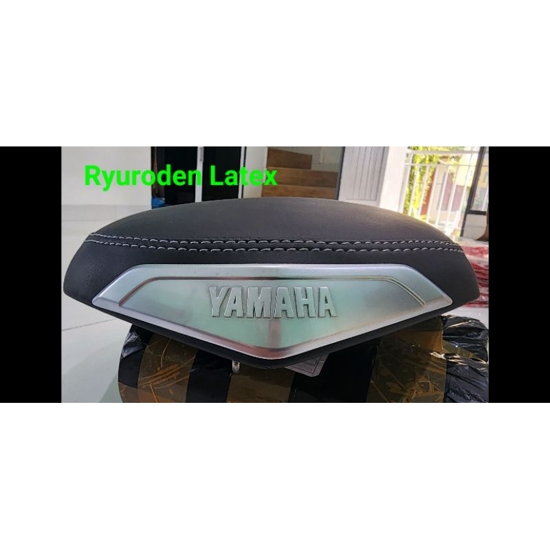 jok motor latex yamaha xmax