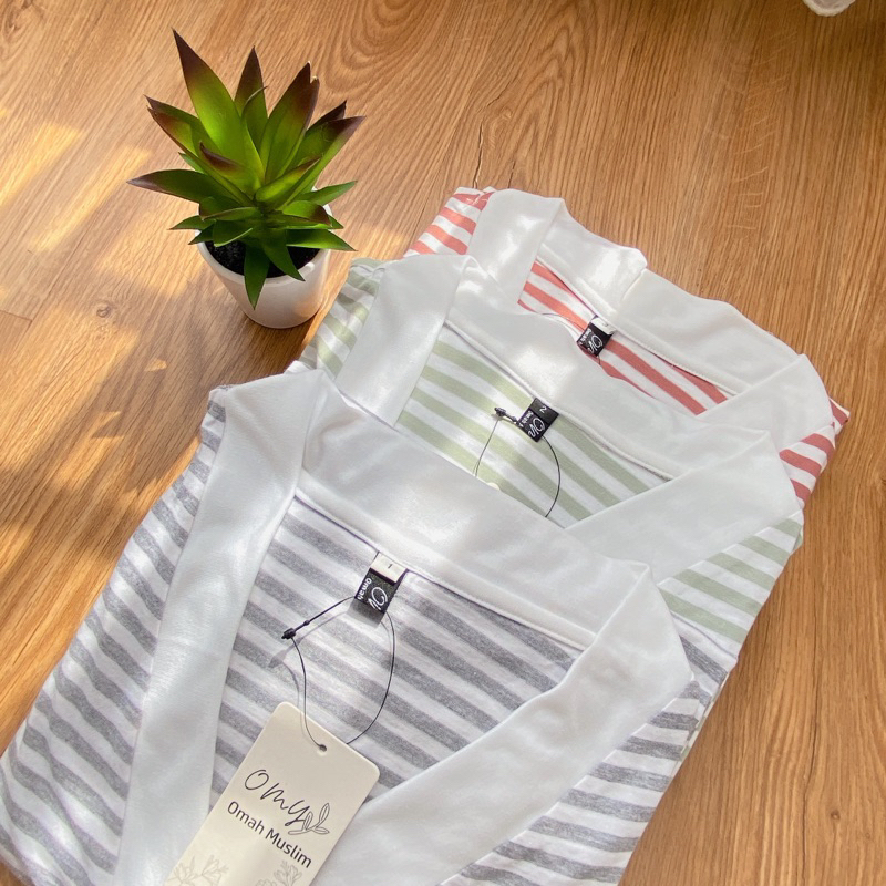 Strip Outer Jumbo-Salur Bigsize Cardigan-by Omah Muslim