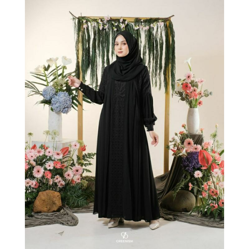 ERCILIA SERIES BY GREENISM