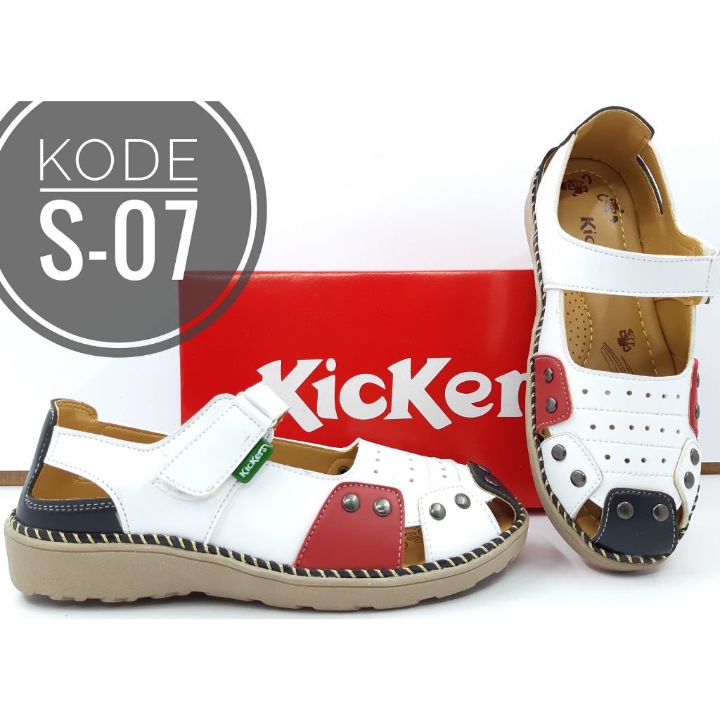 Sepatu Kickers Wanita Kode S-07 - Putih Hitam