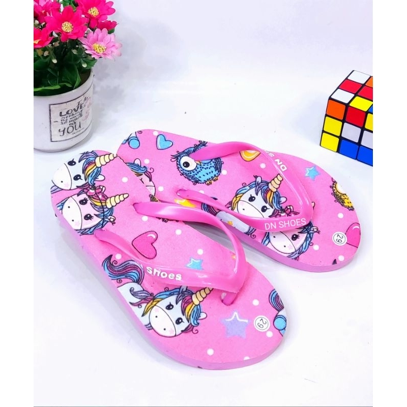 Sandal Jepit Anak Perempuan motif Unicorn Pink