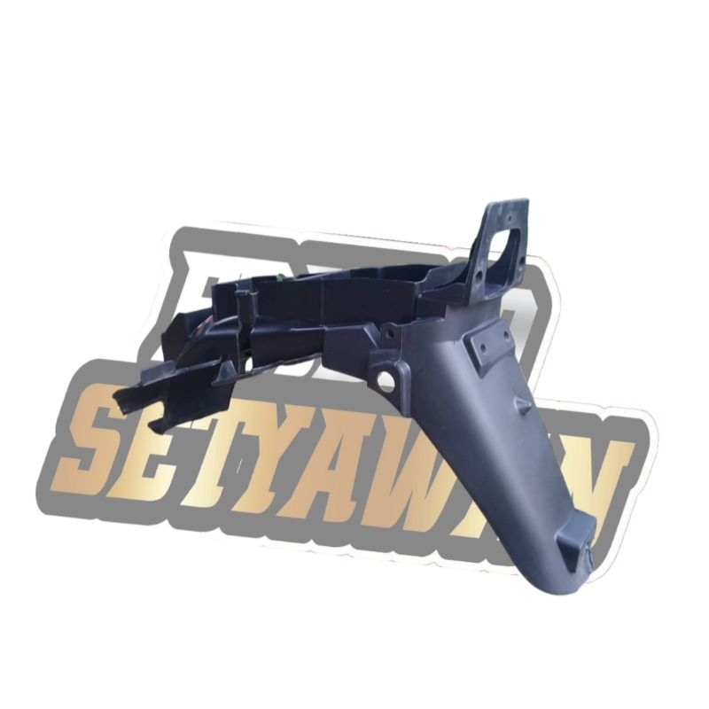 spakbor belakang tiger 2000