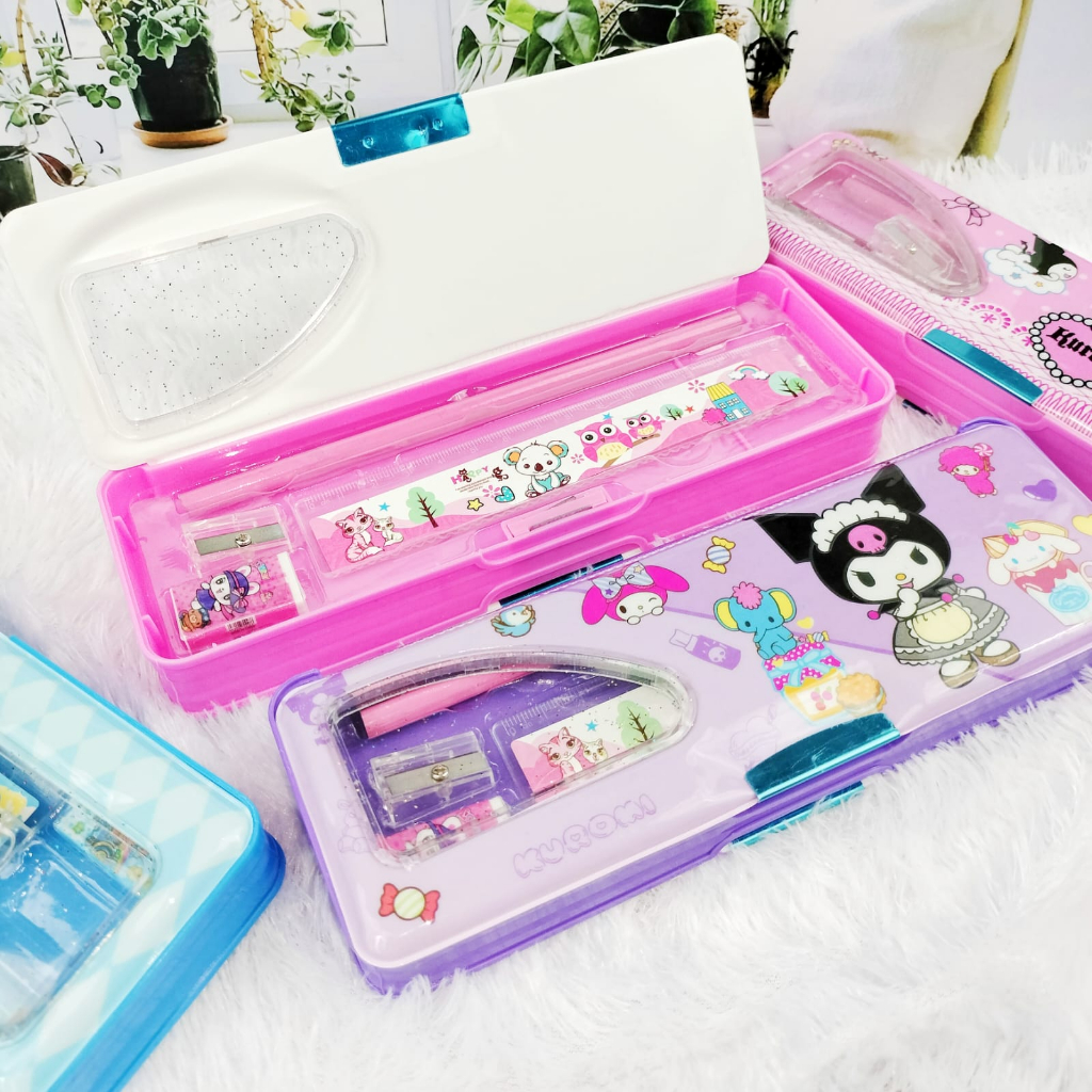 Kotak Pensil Magnet SANRIO Spesial Edition / Tempat Pensil Sanrio CUTE 2 Sekat ada kerikan nya ready 3 Variant Pink Biru Ungu Kualitas Terbaik bisa Grosir dan COD