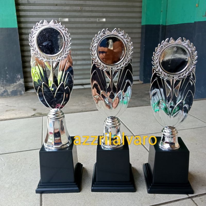 Piala MD Silver 01 Tinggi 36cm