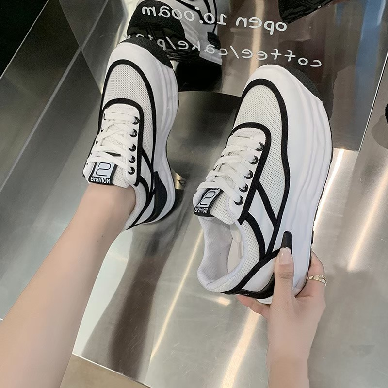 AVANCEID 1895 Sepatu Sneakers Wanita Sekolah Olahraga Sport Hitam Putih Import