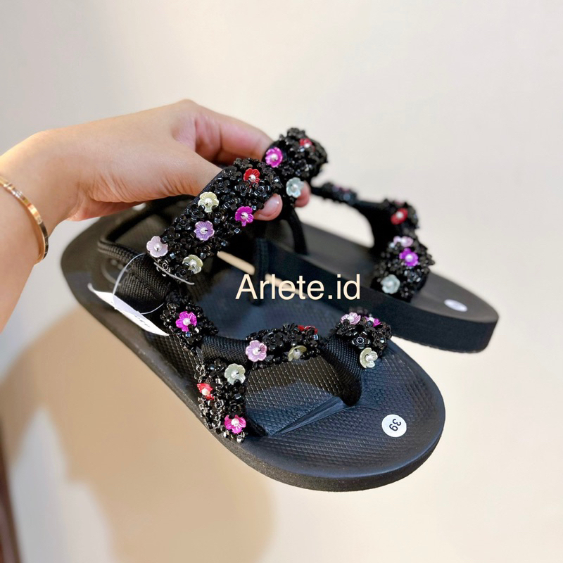 Gracia (Beads Sandal - Sandal Mote/Manik Wanita)