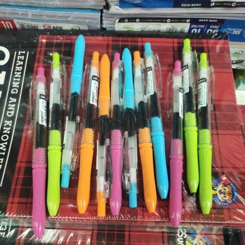 

pulpen gel benefit 0,5mm black / lusin