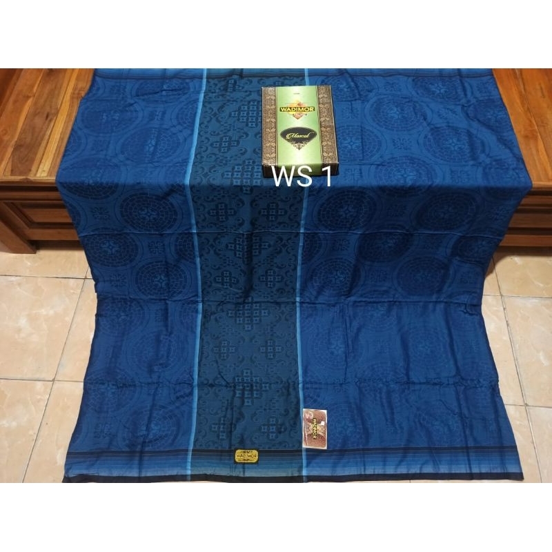 Sarung Wadimor Singgasana Mascot Dobby