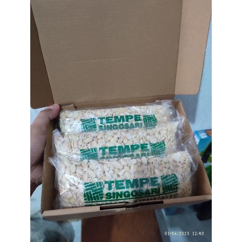 

tempe malang singosari fresh 100% kedelai tanpa campuran