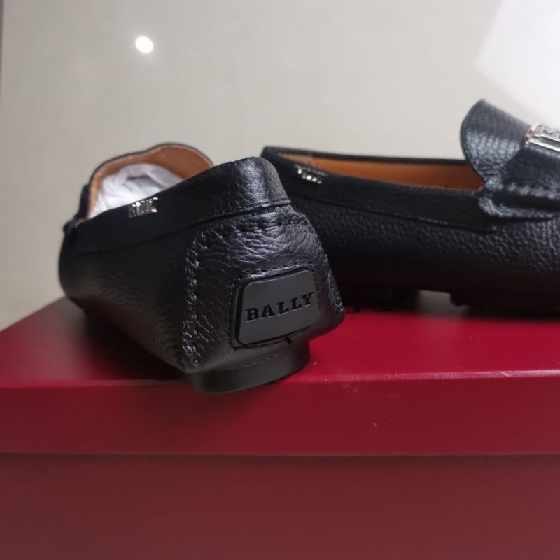 sepatu pria loafer cowok slip on bal ly hitam kulit mewah