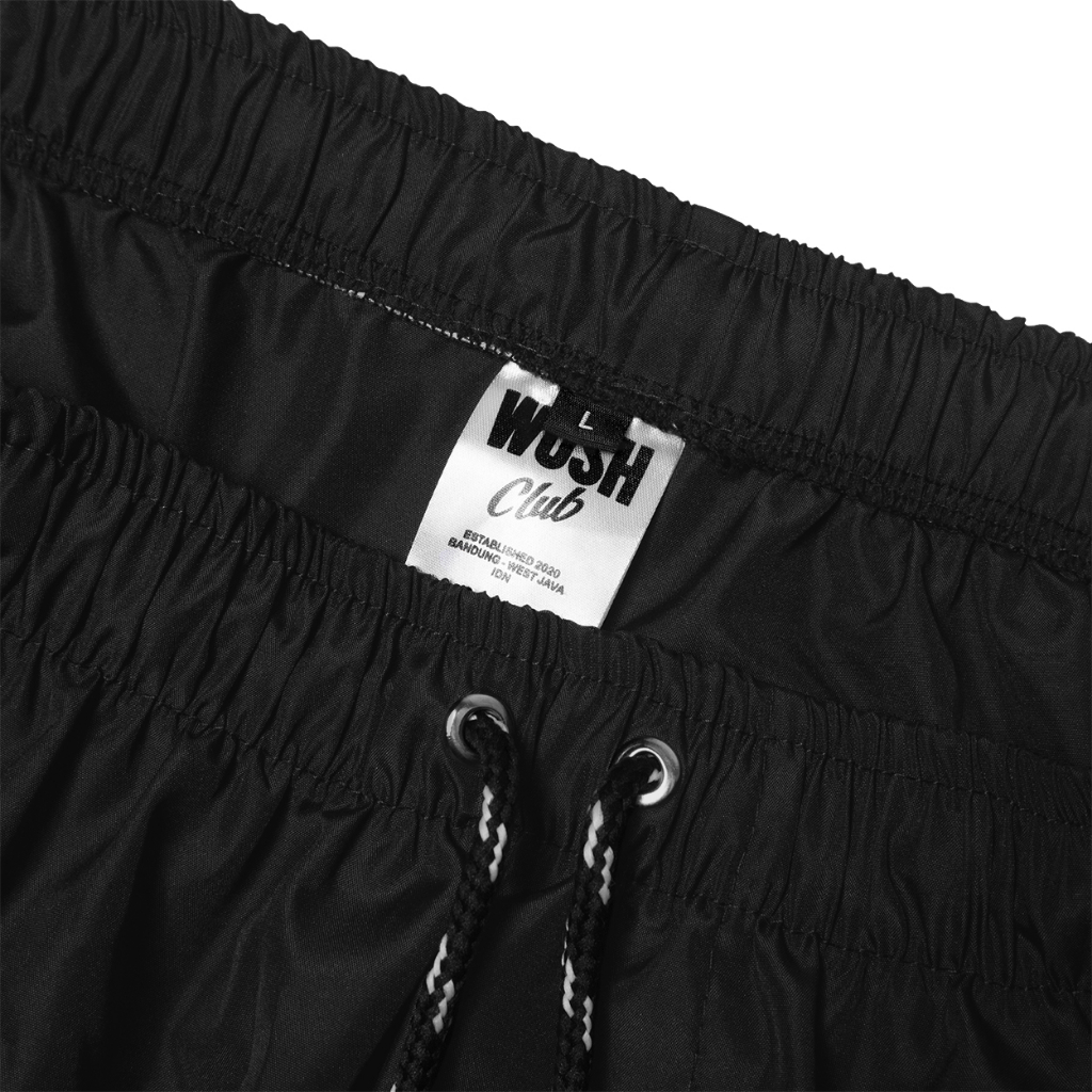 Wush Club Celana Pendek Pria Wanita Distro Boardshort Parasut Santai Hitam