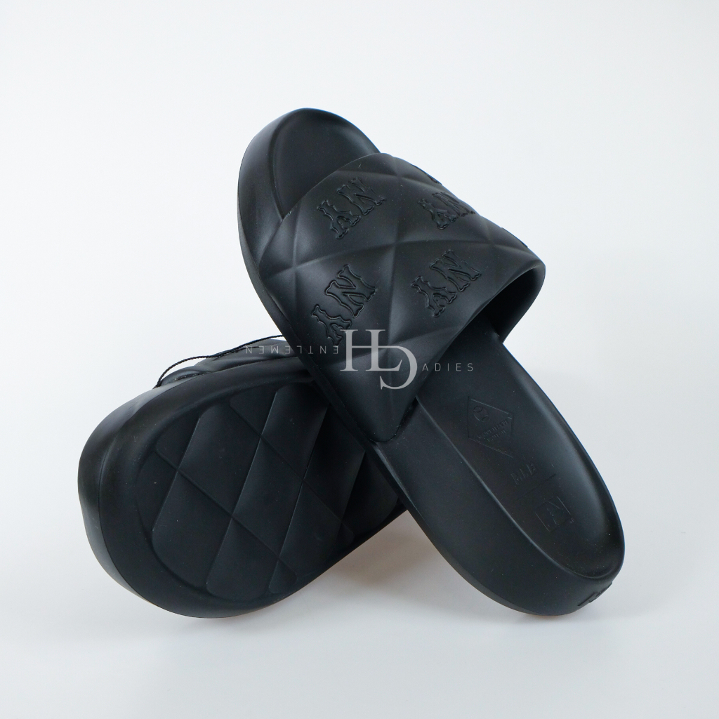 MLB NY Yankees Bouncer Slides Black