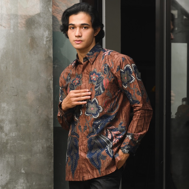 Batik Ayman - ARGANI TERRACOTA | Kemeja Batik Pria Katun Solo Halus Mewah Premium