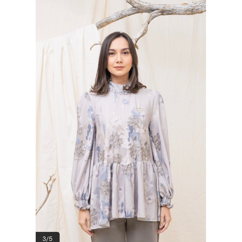 Nara Blouse Wearing klamby