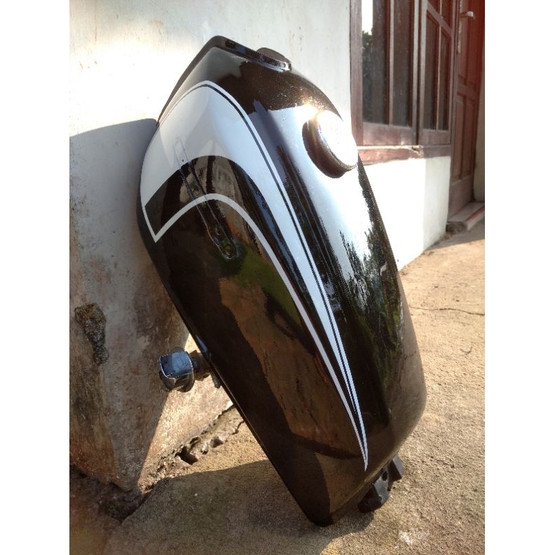 tangki gastank tengki honda cb100 k5 atau cb bagong set original second siap pakai