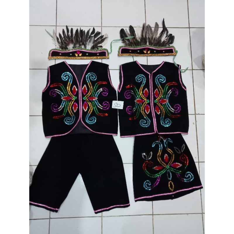 Pakaian Adat Dayak