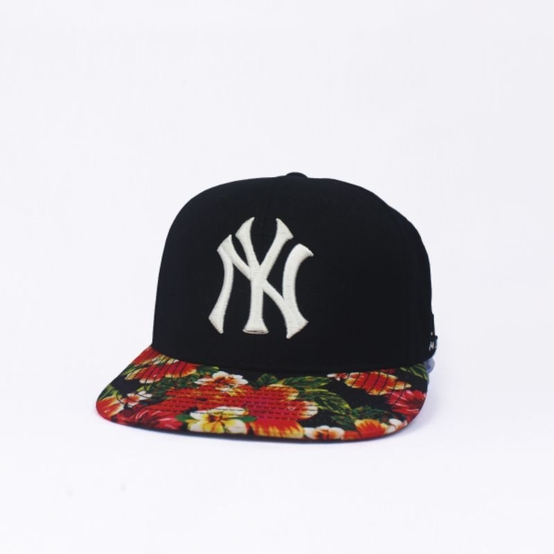 Topi Snapback MLB NY Black Floral OSFA Adjustable Second Murah Original