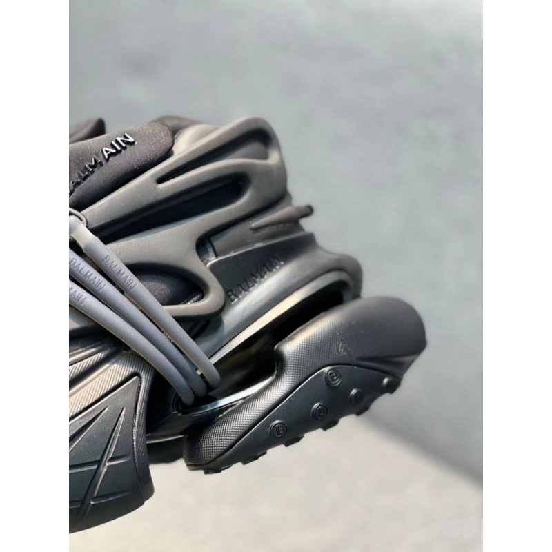 sepatu pria sneaker wedges blm sepatu cowok hitam terbaru p1shoes top mewah