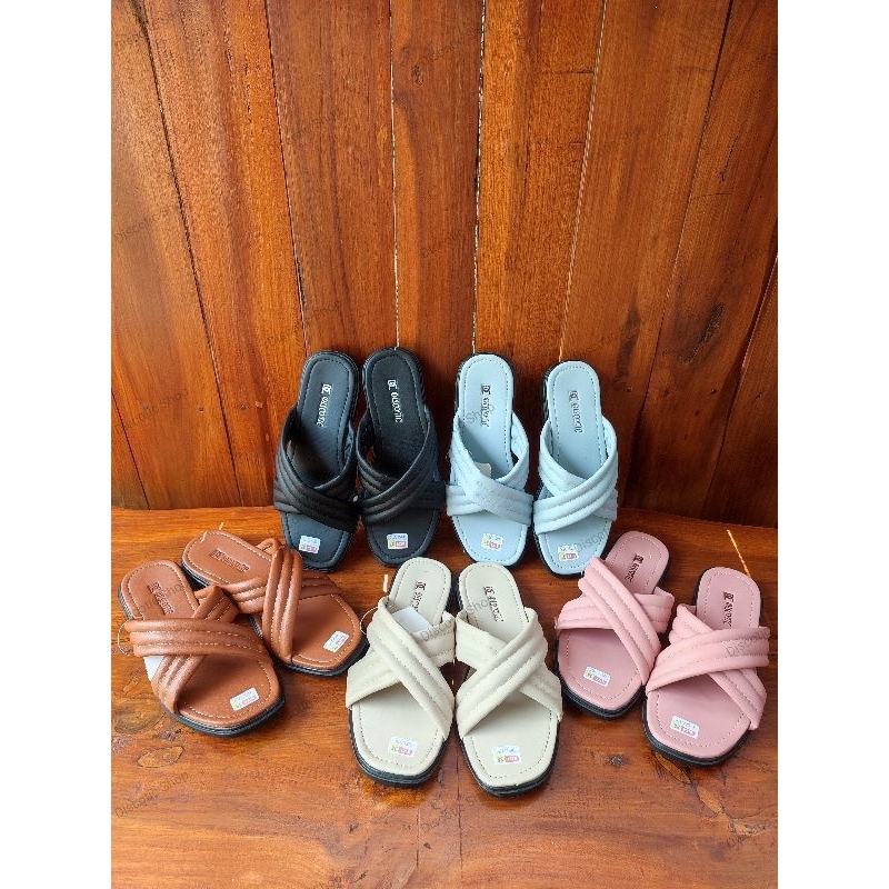 Sandal Wanita Slop Silang( X )  hak rendah Kekinian