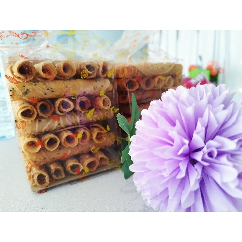 

Kelepet Semprong Khas Sintang