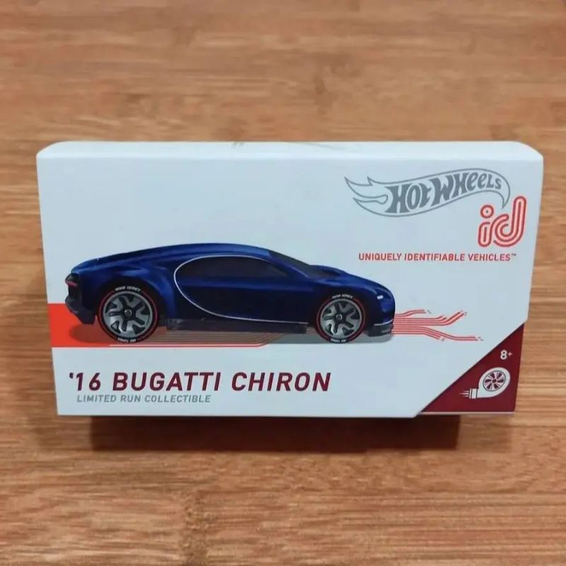 Diecast Hot Wheels HW ID Bugatti Chiron Spectraflame Blue