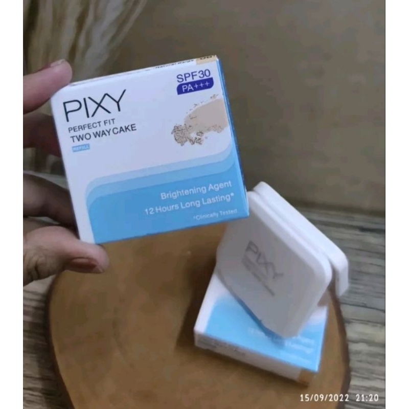Pixy Two Way Cake 12.2 g