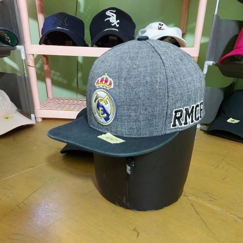 topi logo madrid