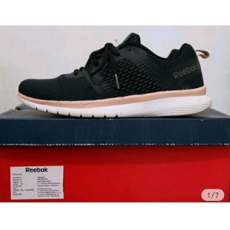 preloved reebok women size 39 memorytech original