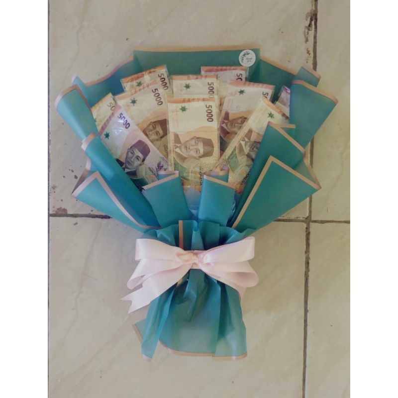 

buket kosongan untuk uang