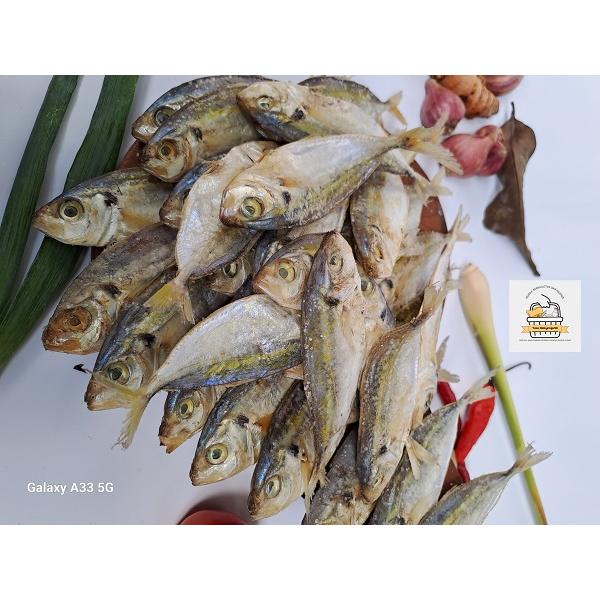 

Ikan Asin Selar Belitung Sedang 250 gram
