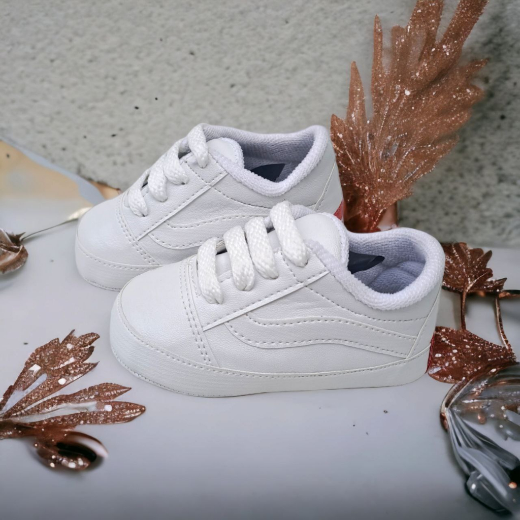 Sepatu Bayi Perempuan Laki-laki Usia 6 12 Bulan Sneakers VAN'S White