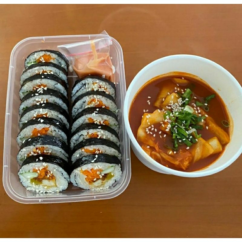 

Kimbab dan topokki