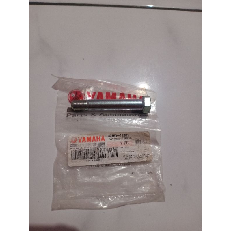 Baut Shock Belakang Bagian Bawah/Arm Relay SCORPIO Original YGP 100%