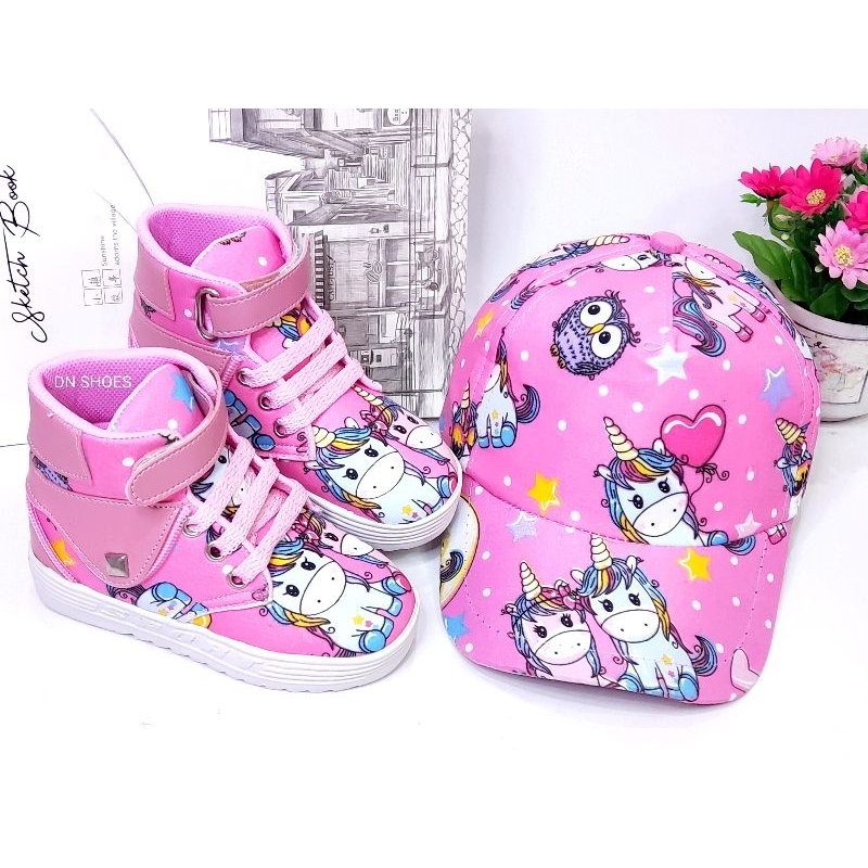 Paket Boots Anak Perempuan Topi Pet Anak Paket Sepatu Boot Anak dan Topi Anak Karakter Unicorn Pink Murah Lucu