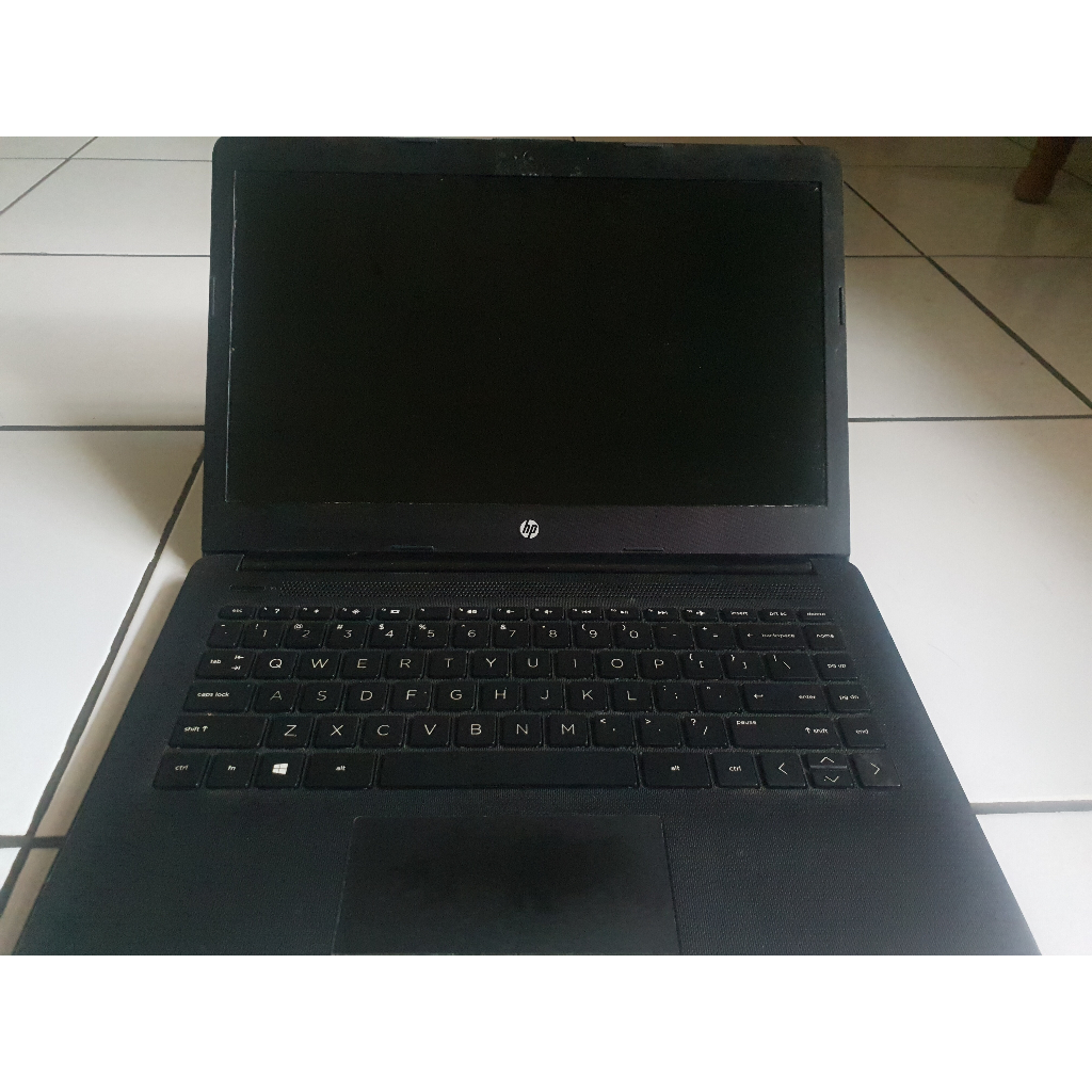 Laptop HP 14cm-0071AU + CHARGER ORI