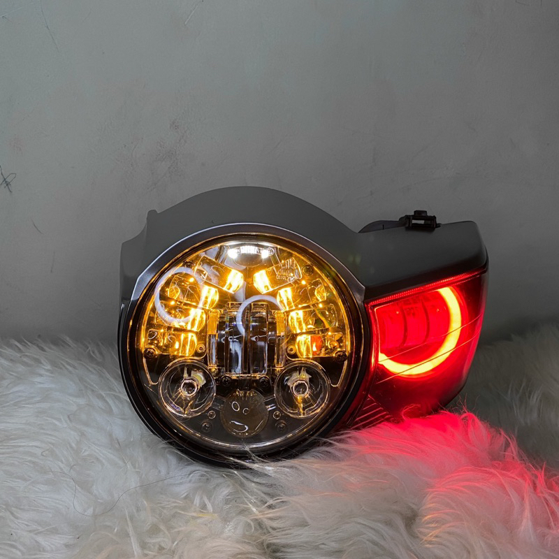 Headlamp tiger daymaker