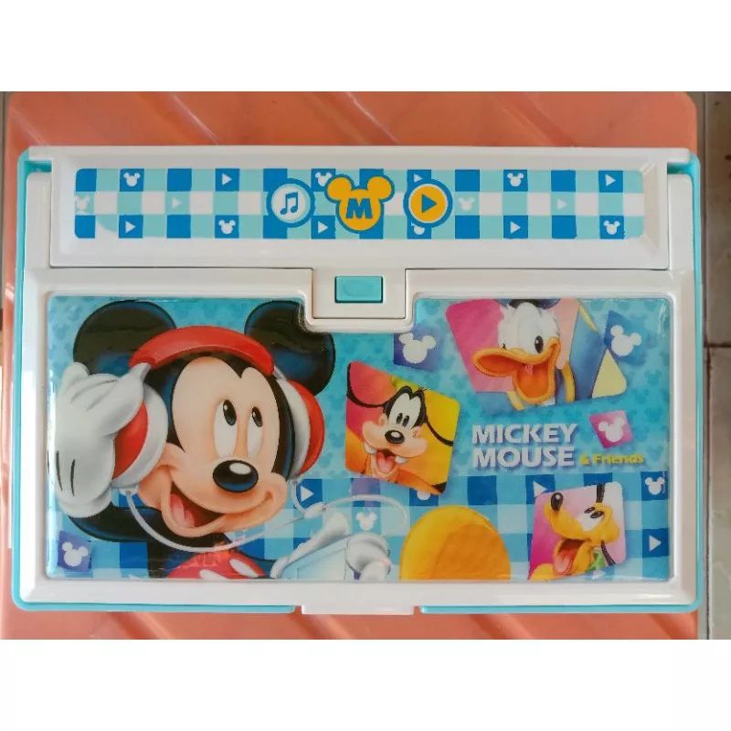 

Tempat Pensil dan Bolpoin 83076-07 P Case Magnet Murah