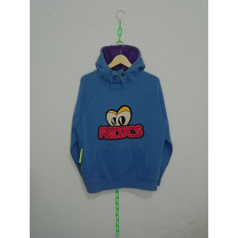 Hoddie Feltics Mata
