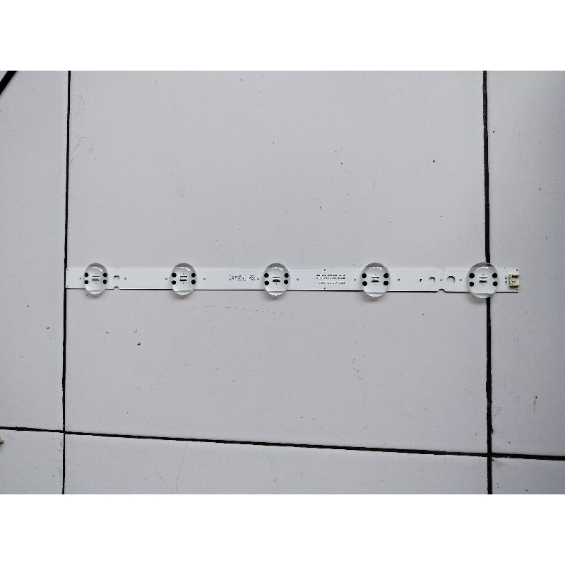 backlit/BL Bagong cocok buat tipe 24 dan 43inc