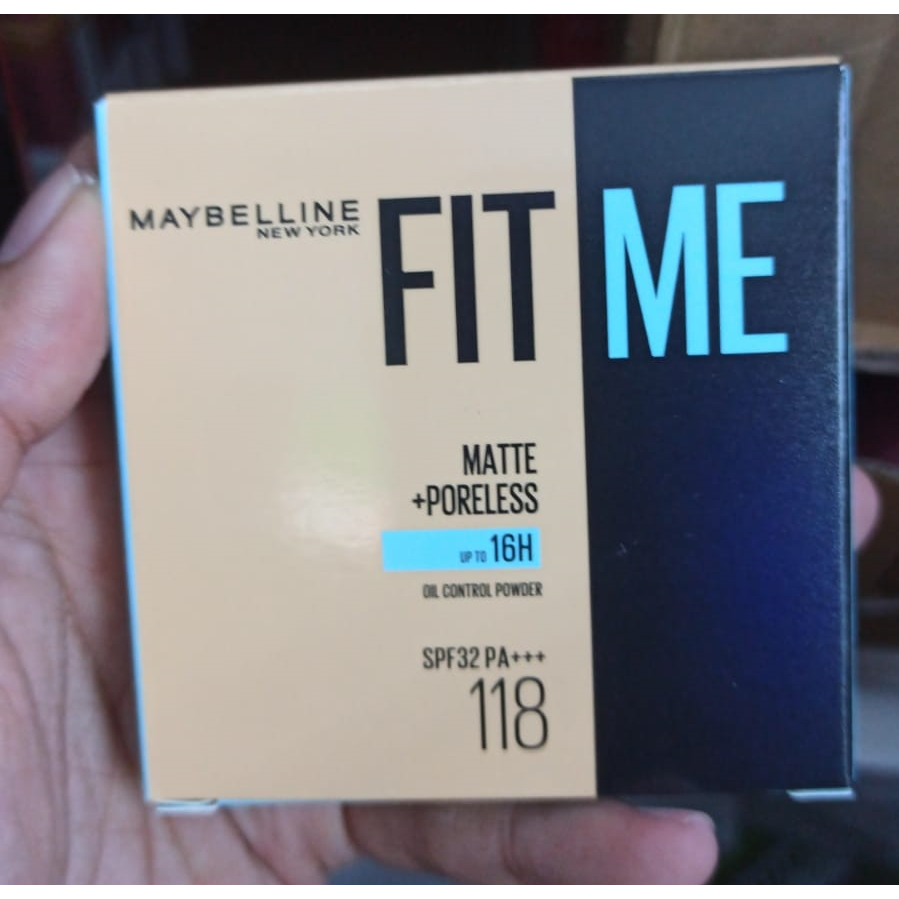 Maybelline Fit Me! 12H Oil Control Matte + Poreless Compact Powder