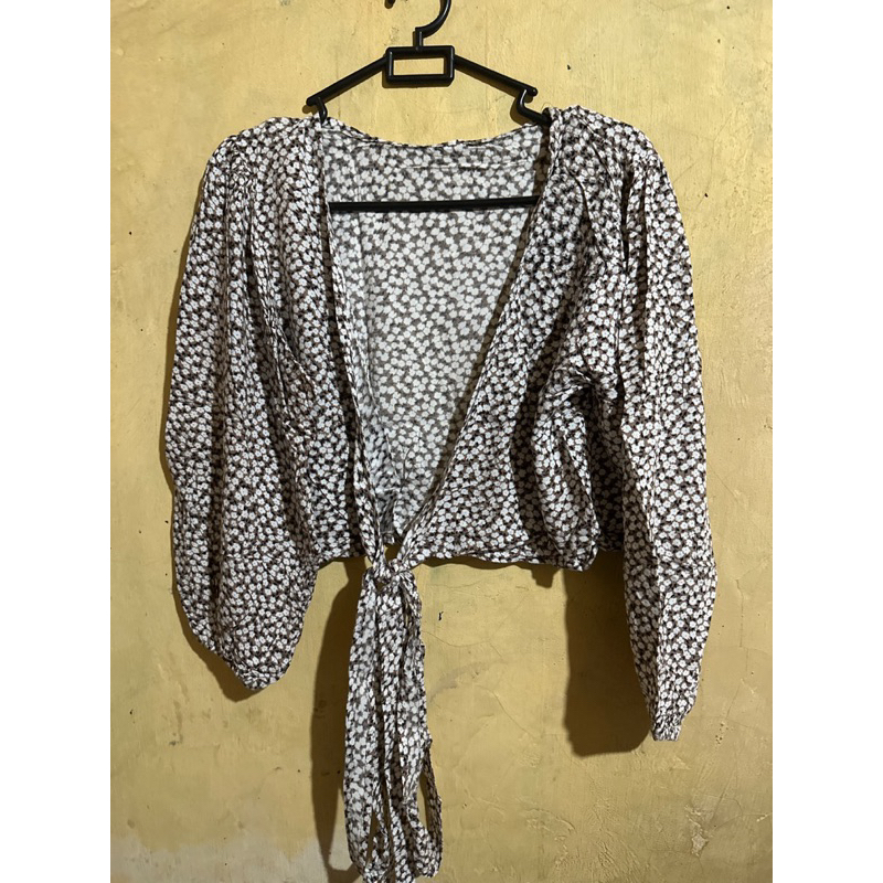 Crop outer / blouse floral brown
